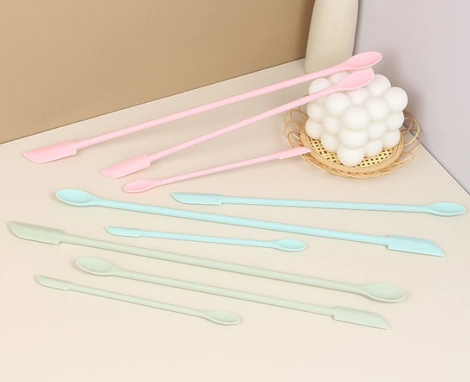 Spatule en silicone à manche l - Silicone Spatula Set avis et prix